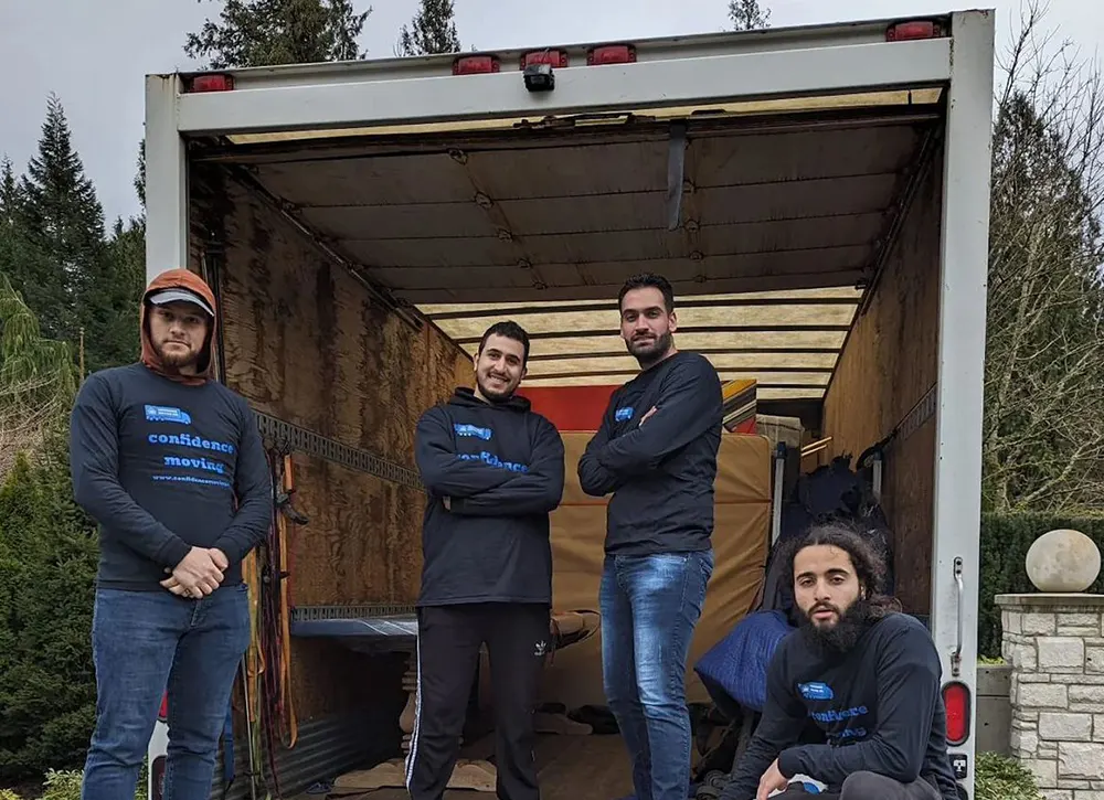 Best time to move in Surrey to avoid peak moving season