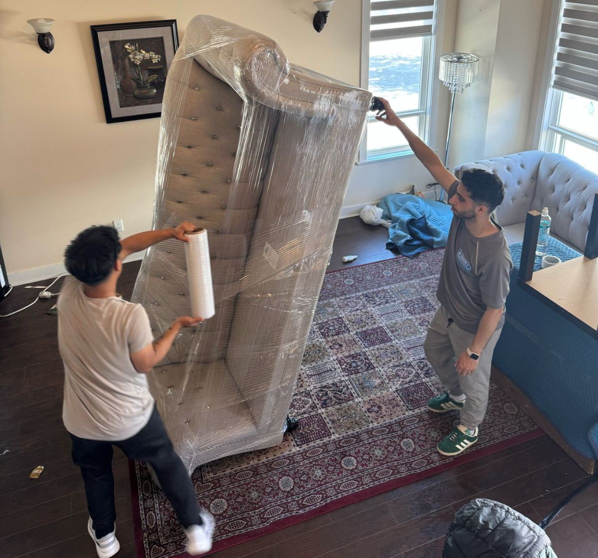 Professional packing service in Surrey with high quality packing materials